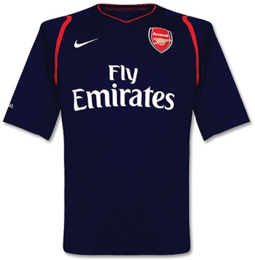 Arsenal 2006-2007  blue and red jersey, training